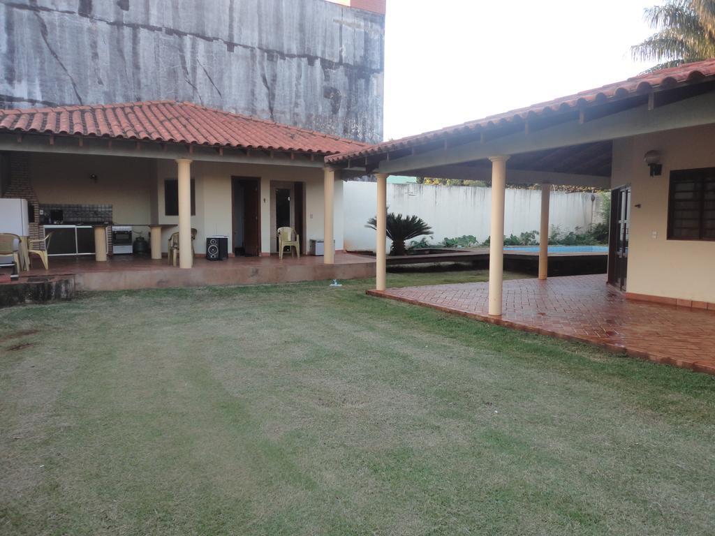Hostel Casa Amarela Campo Grande  Exterior photo